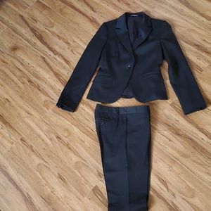 Black Express Suit